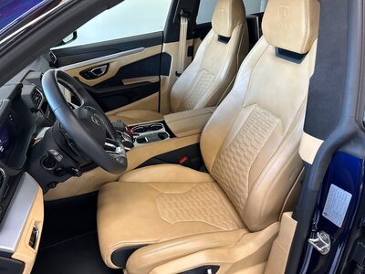 صورة 20 لـ 2019 Lamborghini URUS