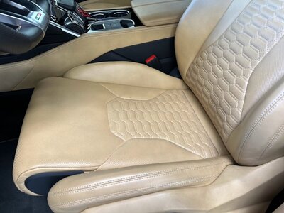 صورة 23 لـ 2019 Lamborghini URUS