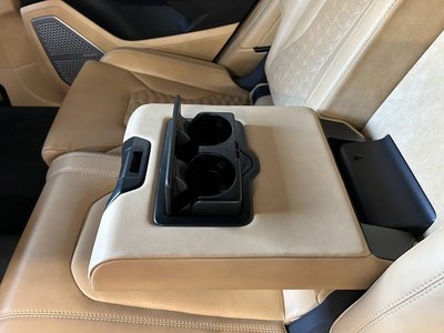 صورة 28 لـ 2019 Lamborghini URUS