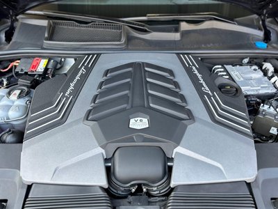 صورة 51 لـ 2019 Lamborghini URUS
