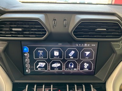 صورة 37 لـ 2019 Lamborghini URUS