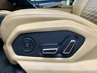 صورة 24 لـ 2019 Lamborghini URUS