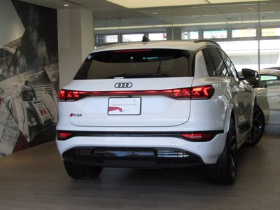 2026 AUDI SQ6 E-TRON — фото 34