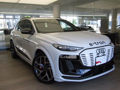 2026 AUDI SQ6 E-TRON — фото 31
