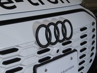 2026 AUDI SQ6 E-TRON — фото 43