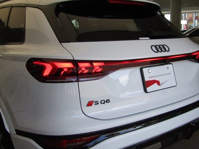 2026 AUDI SQ6 E-TRON — фото 49