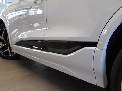 2026 AUDI SQ6 E-TRON — фото 48