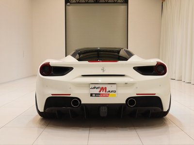 2015 Ferrari 488 GTB 照片 3
