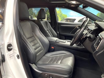 2021 Lexus RX photo 8