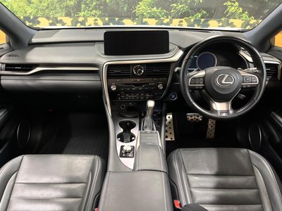 2021 Lexus RX photo 2