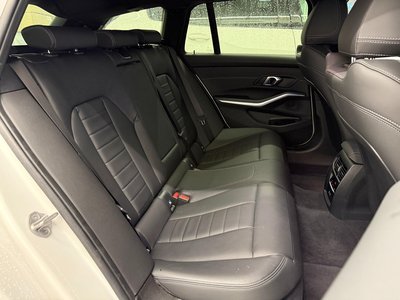 2024 BMW 3 SERIES TOURING photo 11