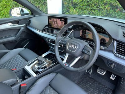 صورة 7 لـ 2025 AUDI Q5