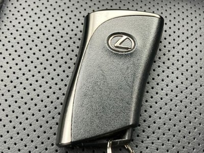 2025 Lexus LBX thumbnail 43