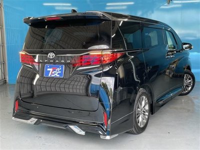 2024 Toyota ALPHARD — фото 19