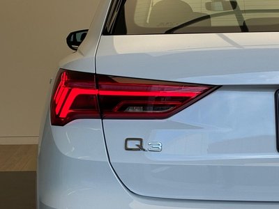 2025 AUDI Q3 photo 14