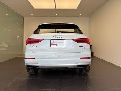 2025 AUDI Q3 photo 6