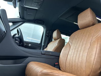صورة 20 لـ 2025 Toyota ALPHARD