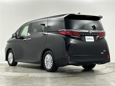 صورة 38 لـ 2025 Toyota ALPHARD