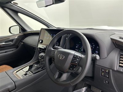 صورة 16 لـ 2025 Toyota ALPHARD