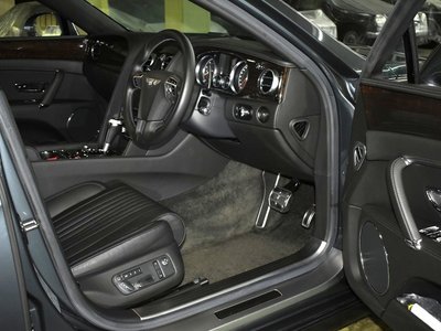 2017 Bentley FLYING SPUR — фото 13