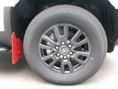 2025 Toyota LAND CRUISER 250 照片 9