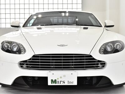 2016 Aston Martin V8 — миниатюра 2