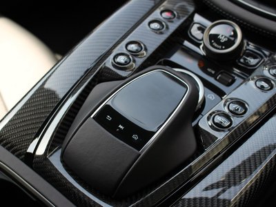 2026 Aston Martin DBX 缩略图 20