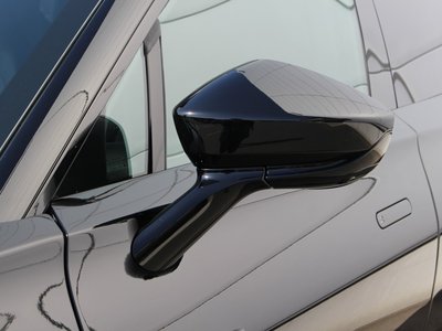2026 Aston Martin DBX 缩略图 29
