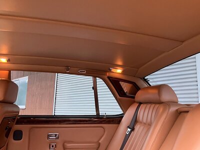 1997 ROLLS-ROYCE SILVER SPUR — миниатюра 28