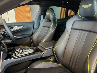 2026 Aston Martin DBX photo 16