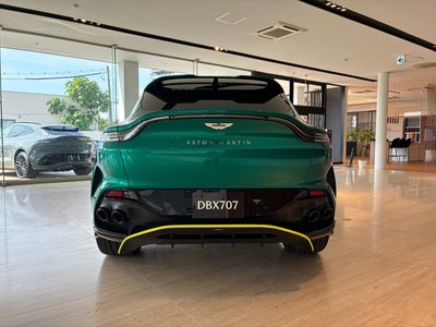 2026 Aston Martin DBX photo 11