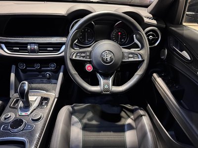 2023 ALFA Romeo STELVIO — миниатюра 21