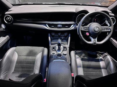 2023 ALFA Romeo STELVIO — миниатюра 20
