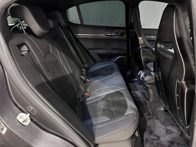 2023 ALFA Romeo STELVIO — миниатюра 39