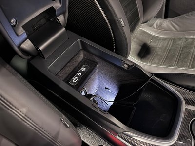 2023 ALFA Romeo STELVIO — миниатюра 36