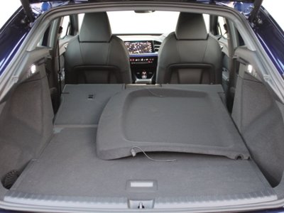 صورة 13 لـ 2025 AUDI Q4 SPORTBACK E-TRON