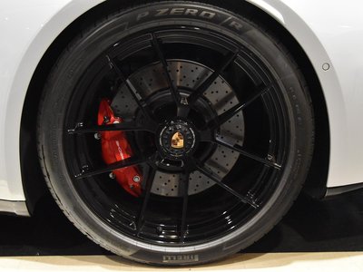 2025 Porsche 911 thumbnail 42