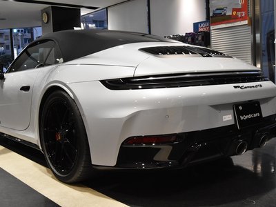 2025 Porsche 911 photo 10