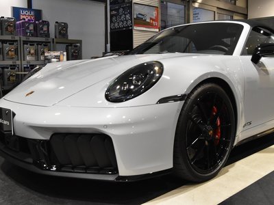 2025 Porsche 911 photo 7