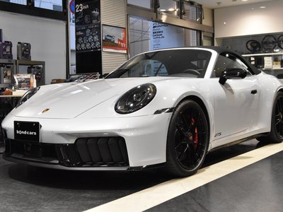 2025 Porsche 911 photo 1