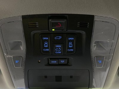 2022 Toyota ALPHARD — фото 38
