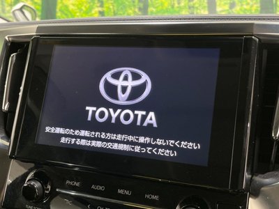 2022 Toyota ALPHARD — фото 4