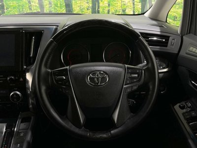 2022 Toyota ALPHARD — фото 11
