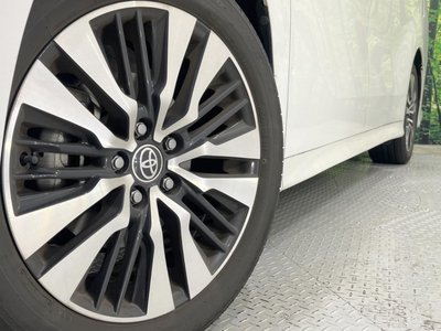 2022 Toyota ALPHARD — фото 13