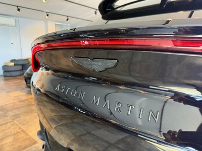 2021 Aston Martin DBX 照片 22