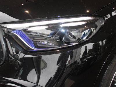 2025 Mercedes-BENZ GLC AMG 照片 3
