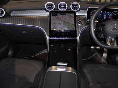 2025 Mercedes-BENZ GLC AMG 照片 7