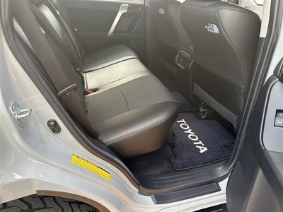 2018 Toyota LAND CRUISER PRADO thumbnail 19