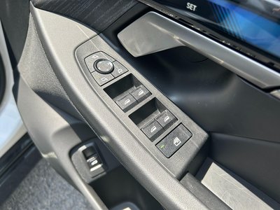 2025 BMW 5 SERIES TOURING thumbnail 29