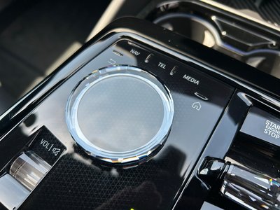 2025 BMW 5 SERIES TOURING thumbnail 54